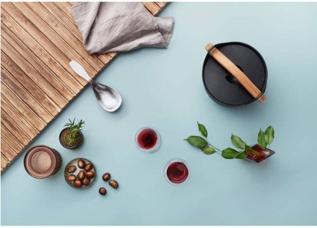 Iittala Sarpaneva Braadpan met deksel en houten handvat