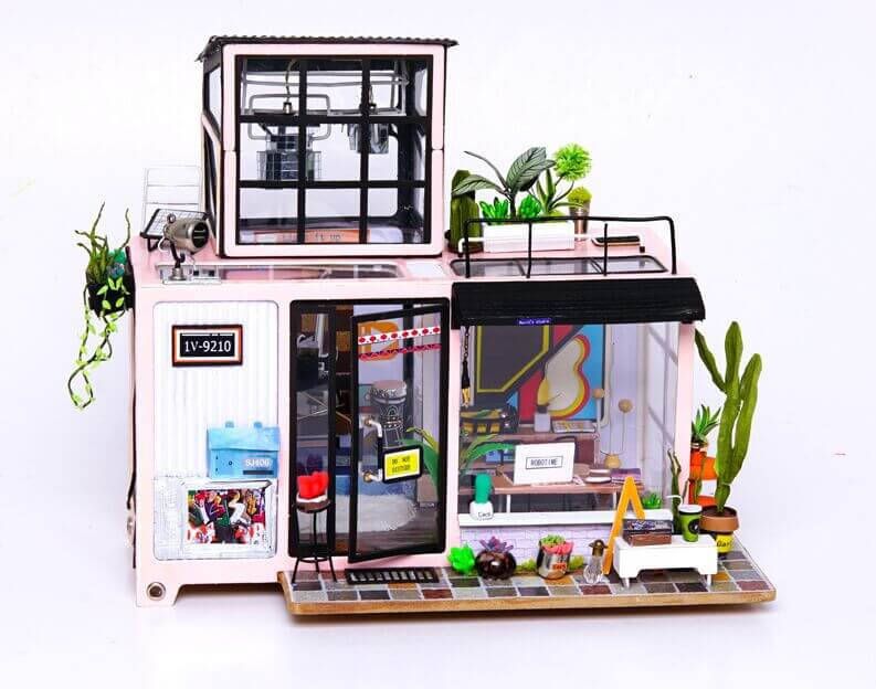 Robotime Poppenhuis Kevins Studio Junior Hout 25 Cm(Dg13 )