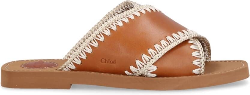 Chloe Chloé, Slipper van kalfsleer met borduring