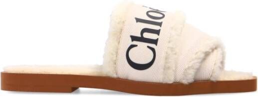 Chloe Chloé, Woody slipper met schapenvacht en logo